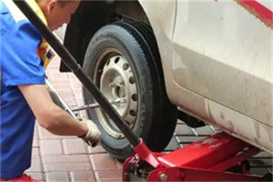 瓦房店附近拖车24小时服务热线电话