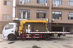 瓦房店附近汽车轮胎更换