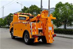 瓦房店高速路拖车费